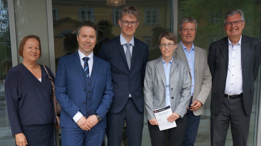 cathrine austad disputas 2017 bedømmelseskomite hovedveileder till uhlig cropped